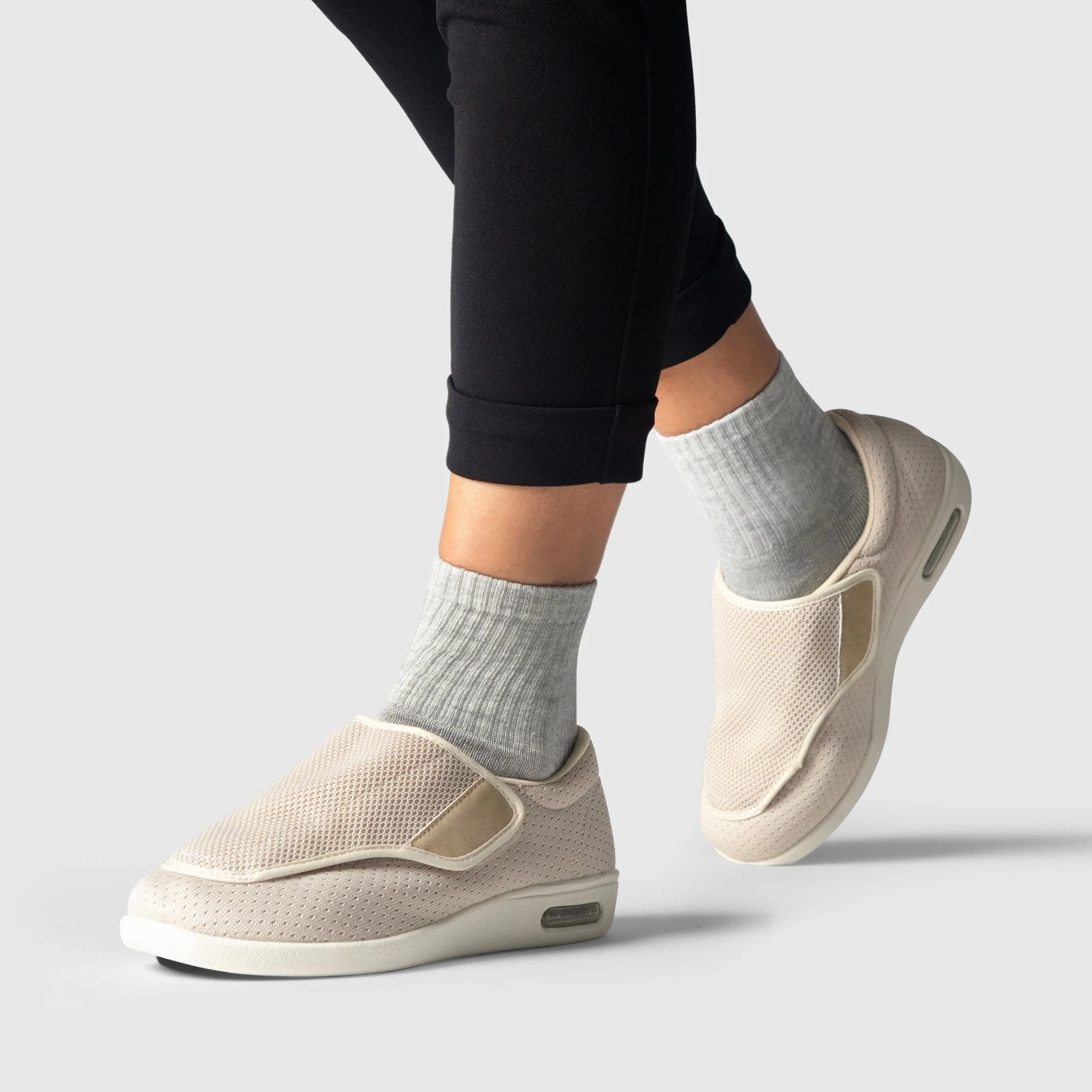 Chloe Stretch No-Tie Wide Shoes w/ Adjustable Closure - Image 7