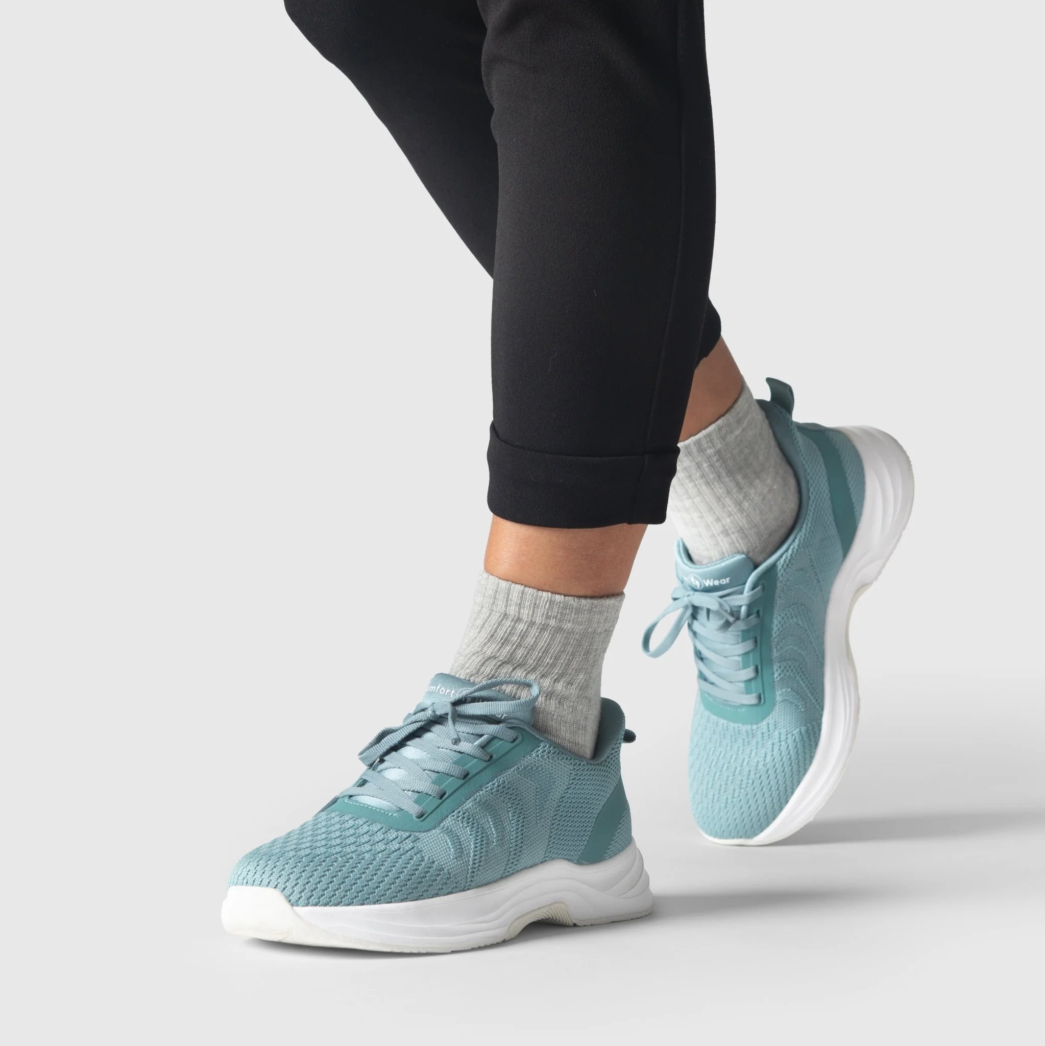 Flow Hands-Free Shoes - Image 24