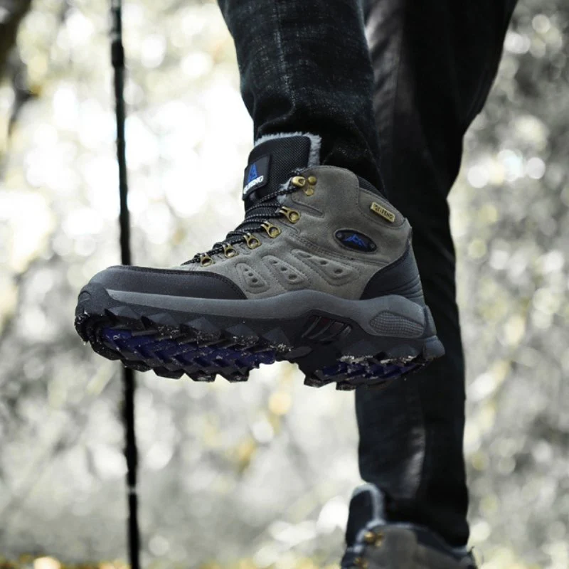 Montana Mountains Men's Hiking Boots - Image 11