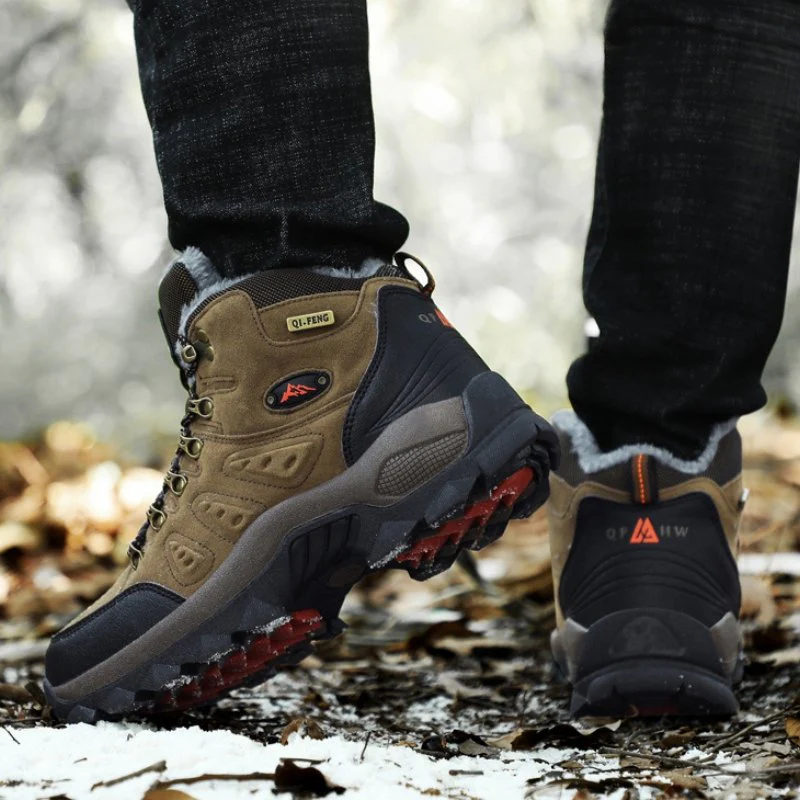 Montana Mountains Men's Hiking Boots - Image 15