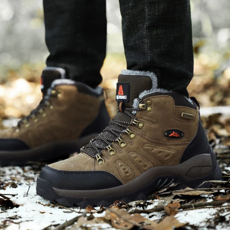 Montana Mountains Men's Hiking Boots - Image 17