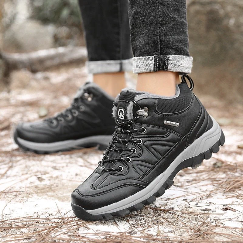 Yosemite Trail Men's Hiking Boots - Image 4